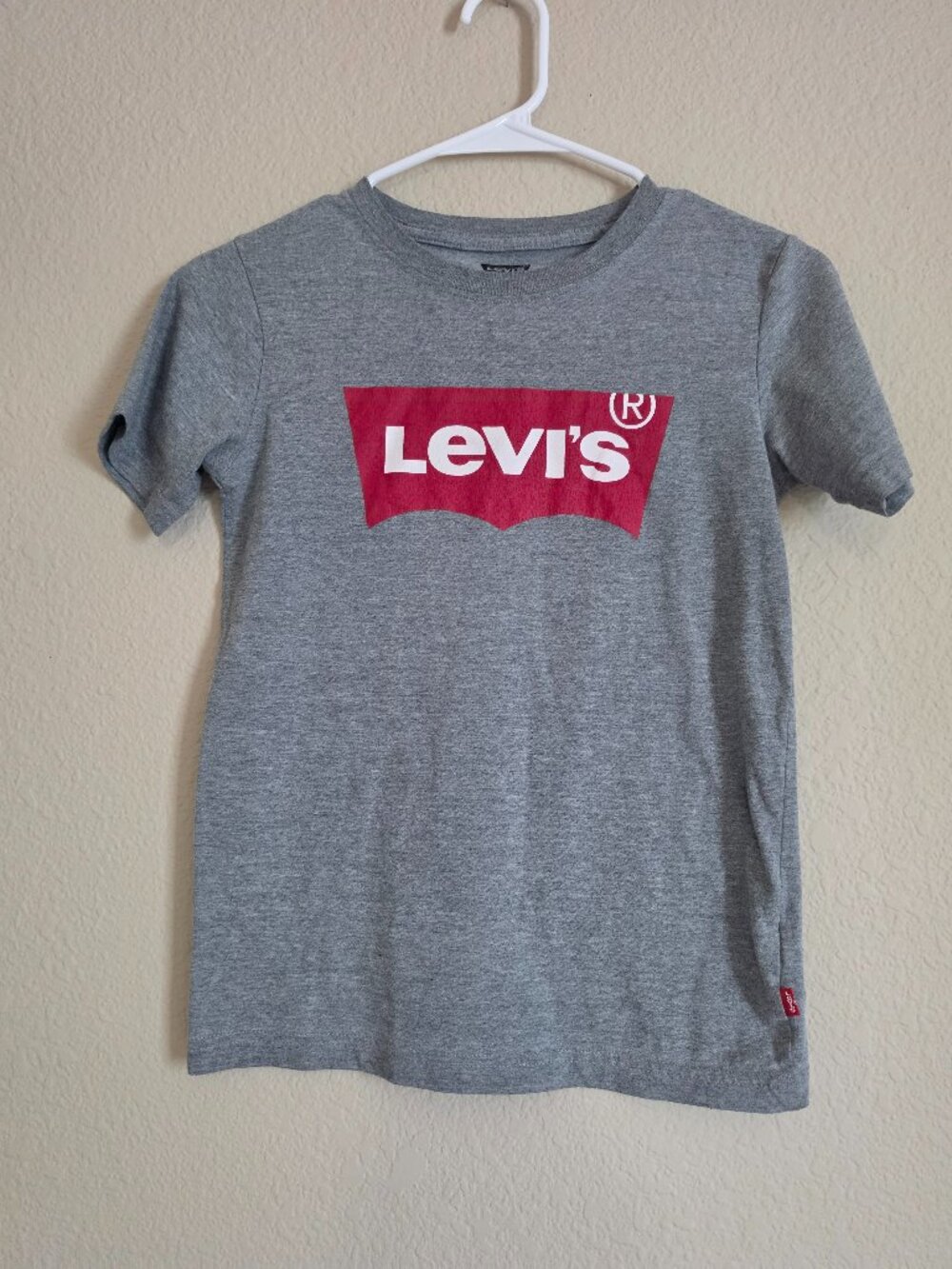 Youth Levi's Short-Sleeved T-Shirt Size Small